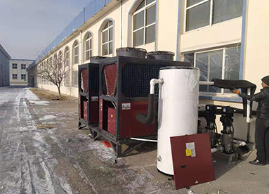 內(nèi)蒙古包頭市土默特右旗--水上樂園熱泵機(jī)組